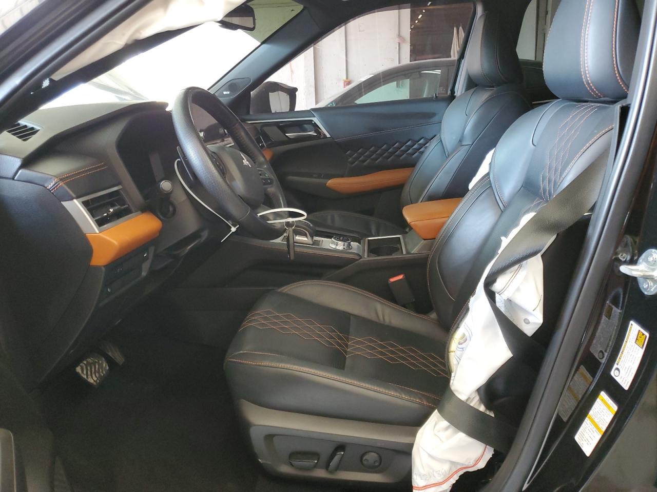 JA4J3VA85NZ075271 2022 Mitsubishi Outlander Sel