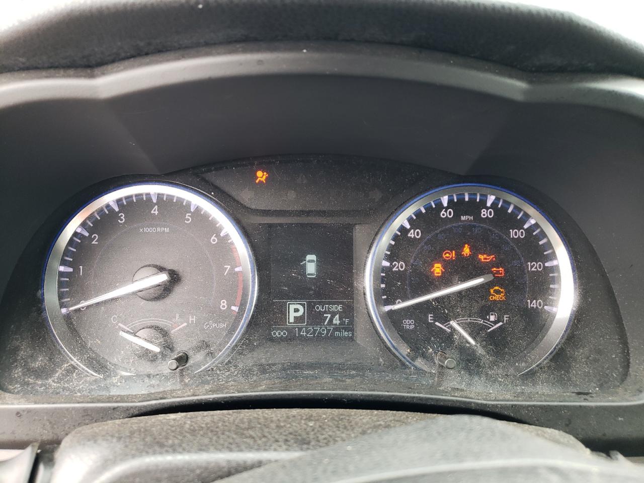 5TDBKRFH9ES055152 2014 Toyota Highlander Le