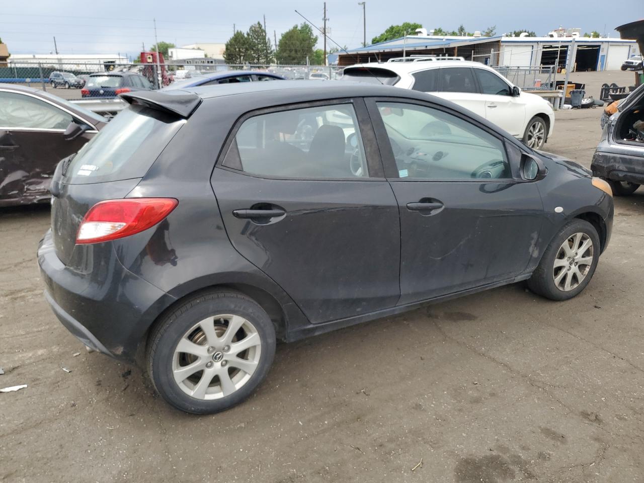 2013 Mazda Mazda2 vin: JM1DE1LYXD0159575