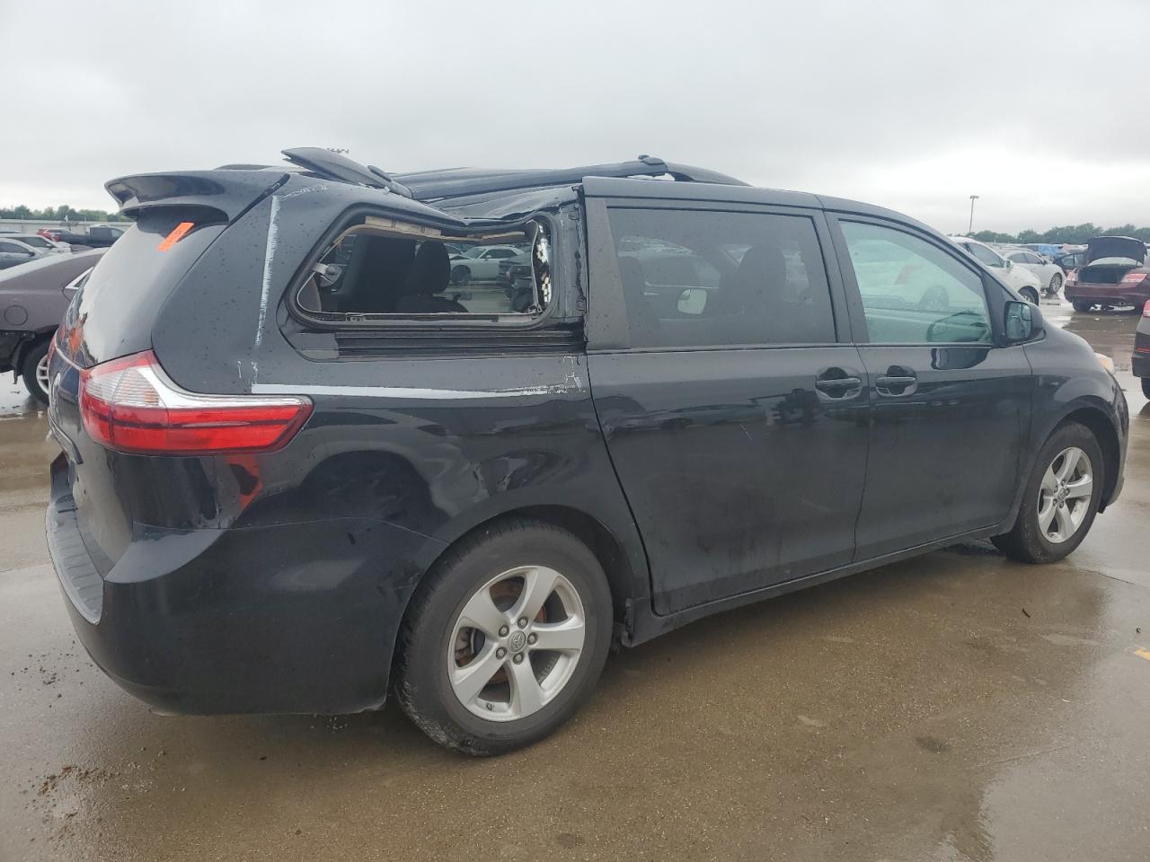 5TDKZ3DC6HS891294 2017 Toyota Sienna Le