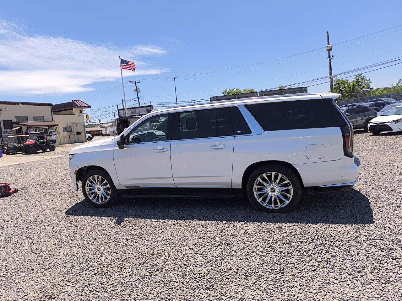 2022 Cadillac Escalade Esv Premium Luxury vin: 1GYS4KKL3NR311659