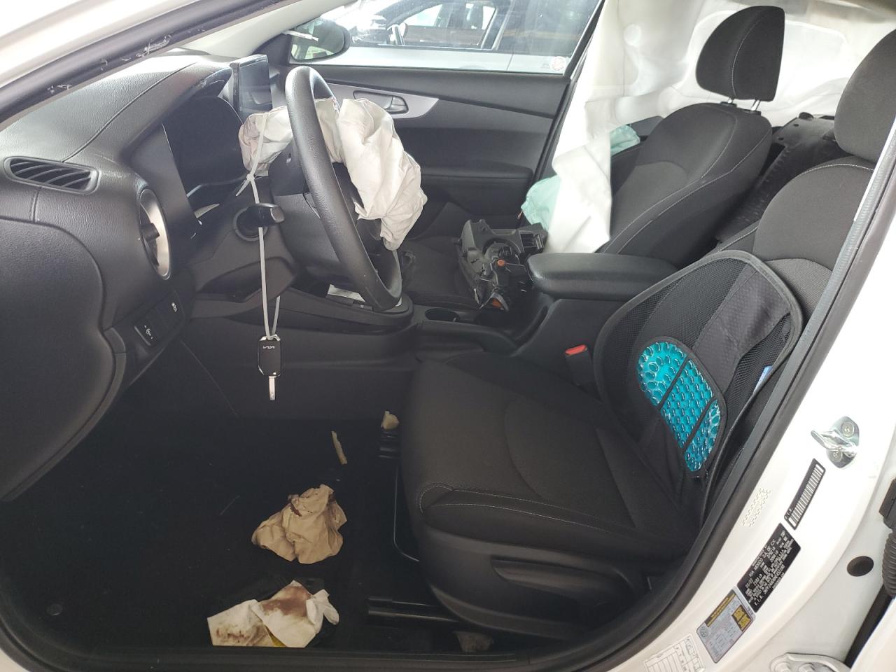 3KPF24AD6NE452188 2022 Kia Forte Fe