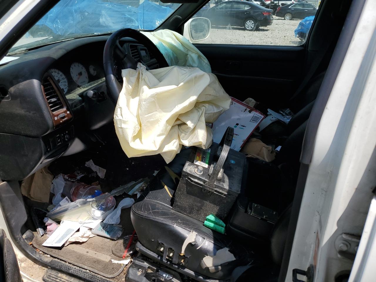 JN8DR07Y91W520770 2001 Nissan Pathfinder Le