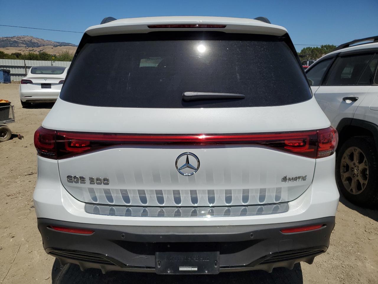 W1N9M0KB3PN057096 2023 Mercedes-Benz Eqb 300 4Matic