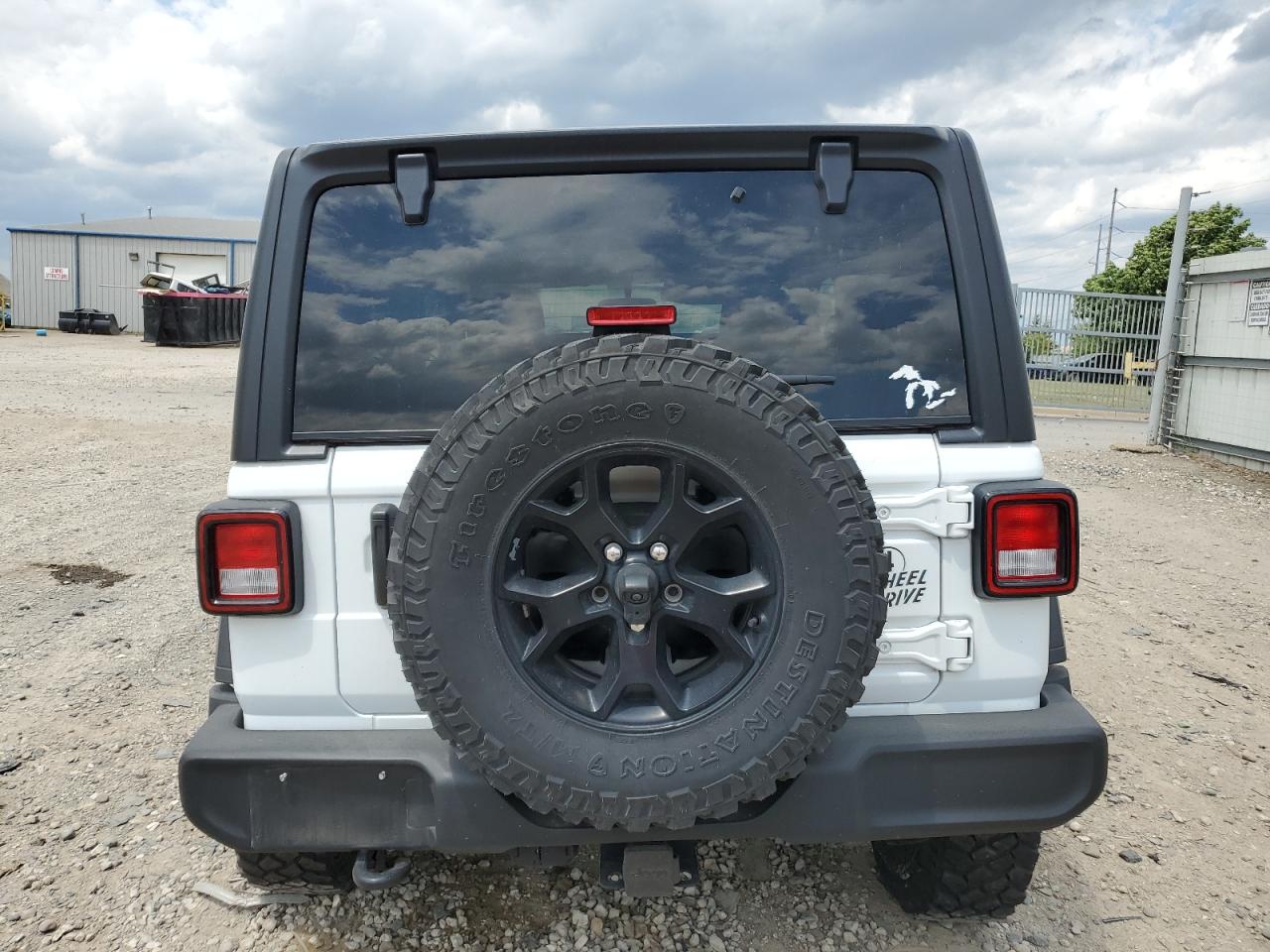 1C4GJXAG7NW190688 2022 Jeep Wrangler Sport