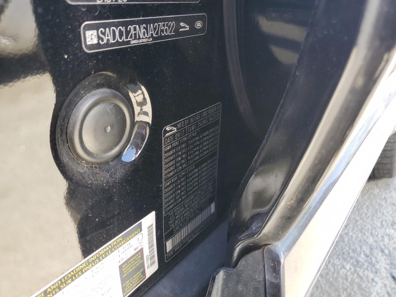 SADCL2FN6JA275522 2018 Jaguar F-Pace R - Sport