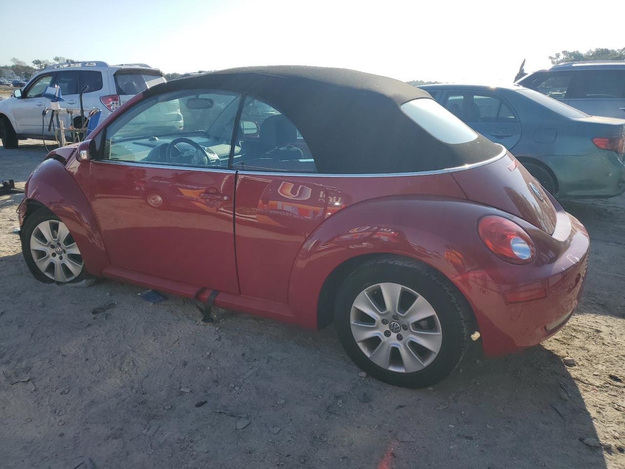 3VWRG3AL2AM004608 2010 Volkswagen New Beetle