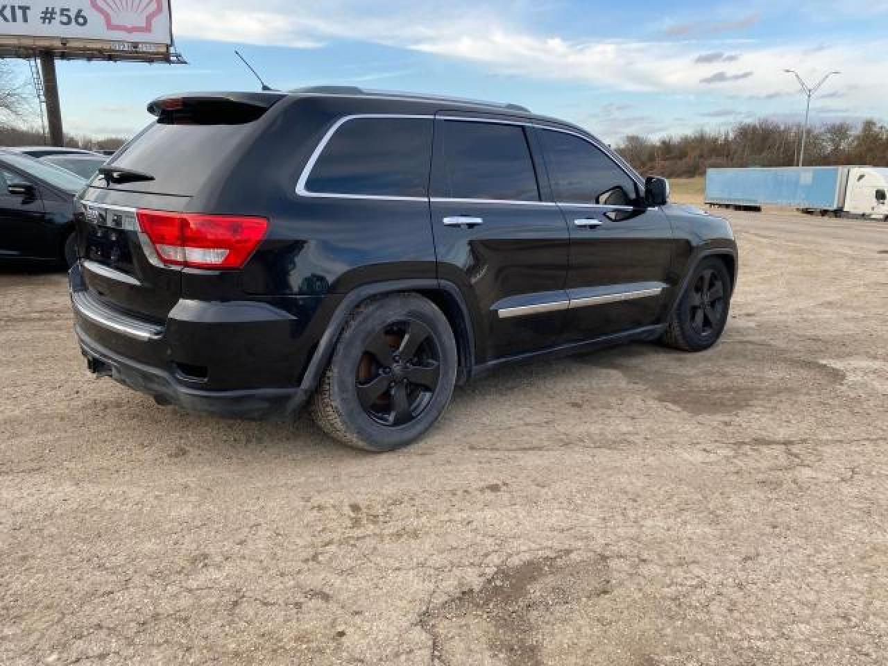 1C4RJFCT7CC161204 2012 Jeep Grand Cherokee Overland