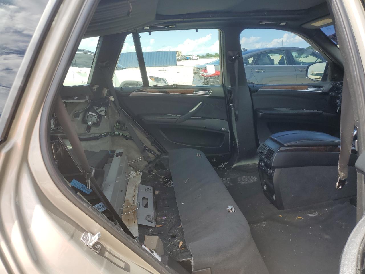 5UXZV4C55BL413197 2011 BMW X5 xDrive35I