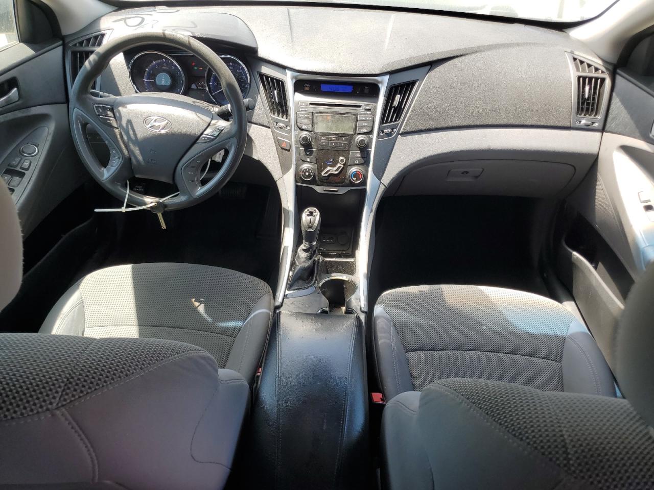 5NPEB4AC3DH761551 2013 Hyundai Sonata Gls