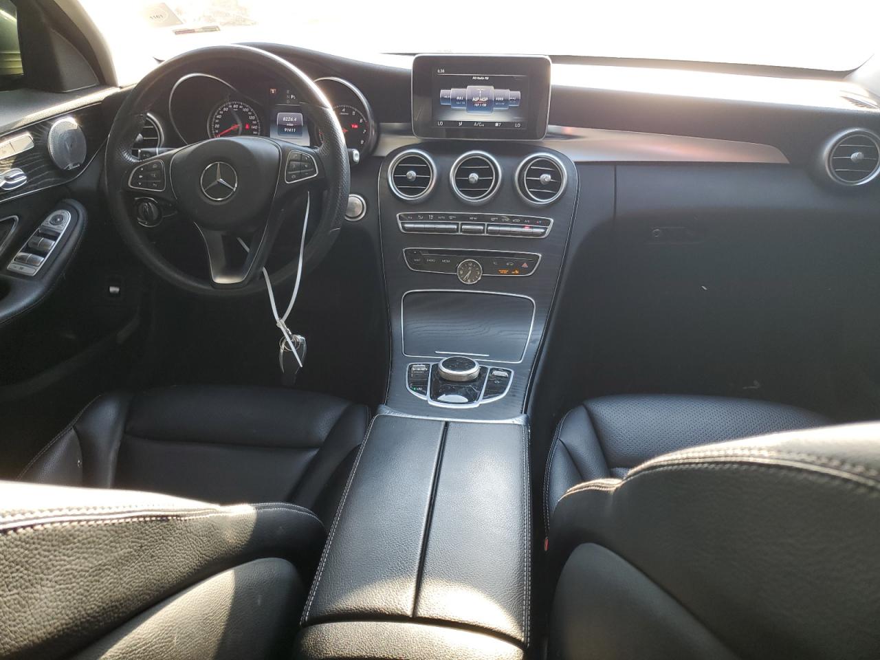 55SWF4KB8HU207083 2017 Mercedes-Benz C 300 4Matic