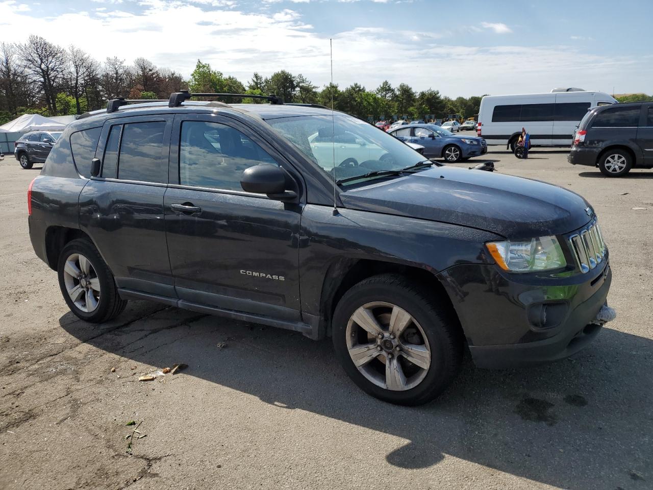 1J4NF1FB4BD218225 2011 Jeep Compass Sport