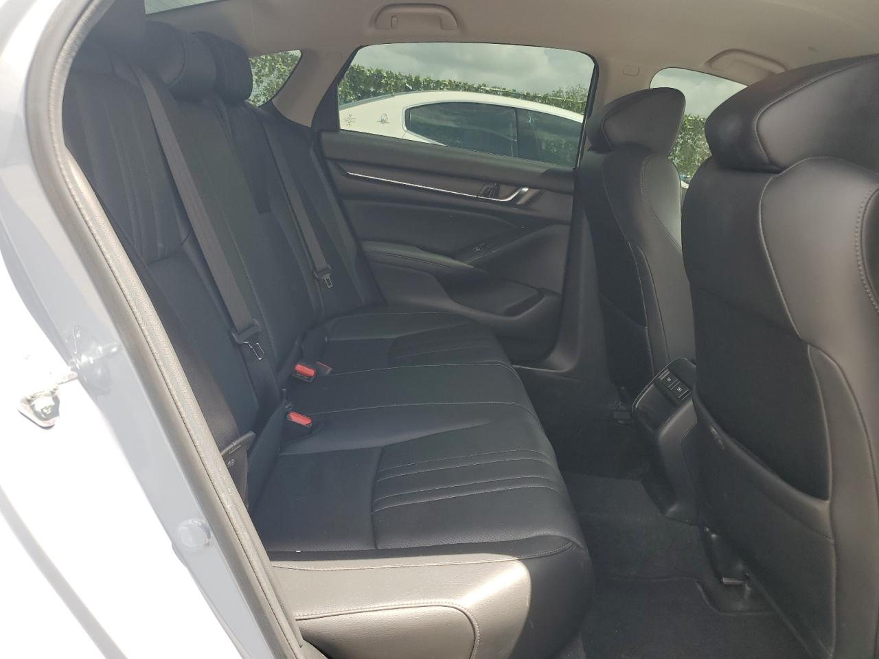 1HGCV1F45NA105618 2022 Honda Accord Sport Se