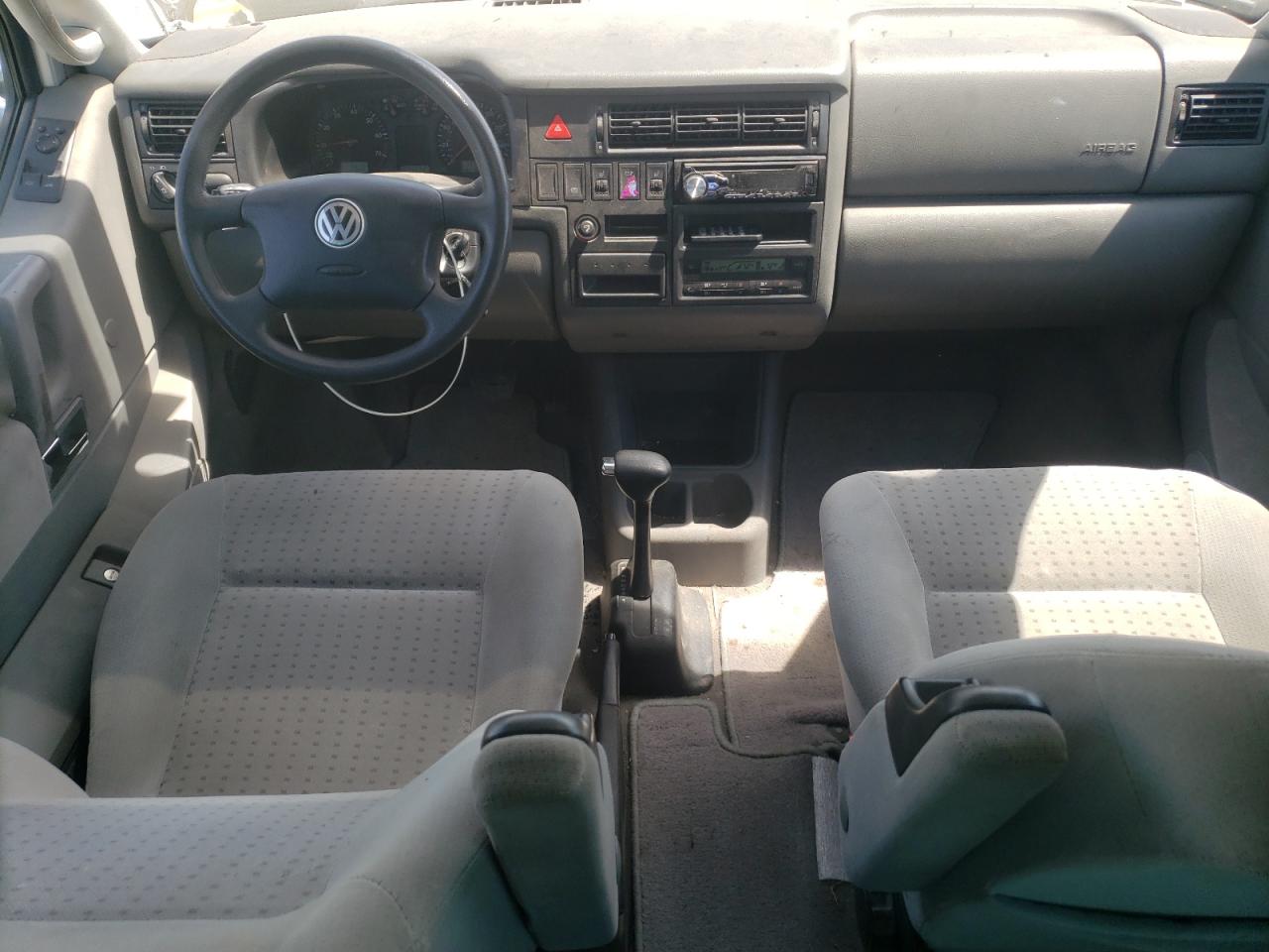 WV2KB47021H157162 2001 Volkswagen Eurovan Gls