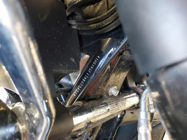 2019 HARLEY-DAVIDSON FLTRU 1HD1KGF17KB623421