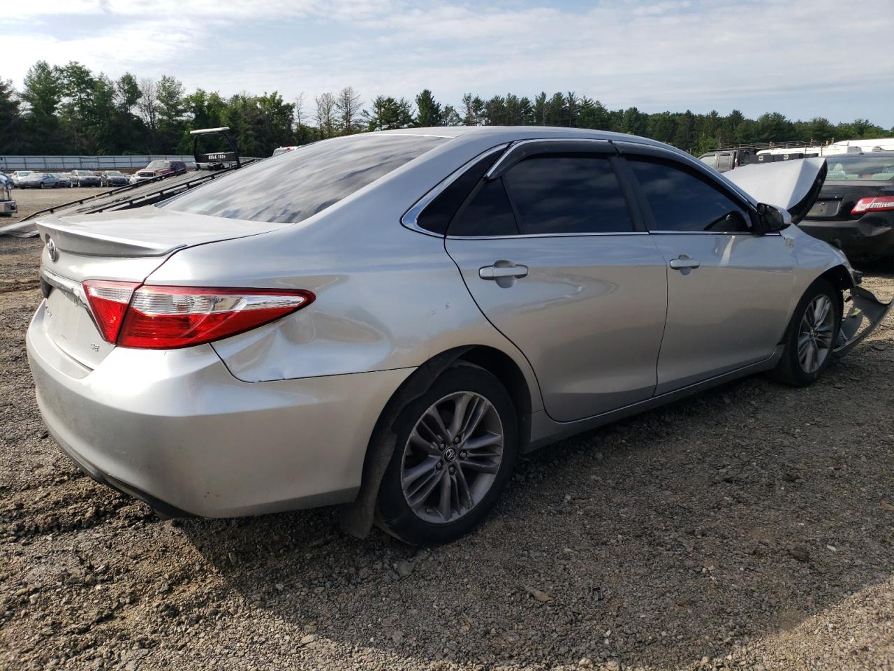 4T1BF1FK1FU054412 2015 Toyota Camry Le