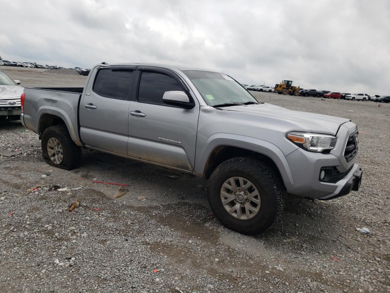 2017 Toyota Tacoma Double Cab vin: 3TMCZ5AN2HM086074