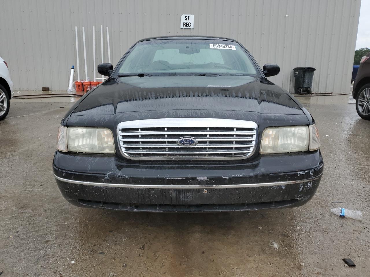 2FAFP74W41X125198 2001 Ford Crown Victoria Lx