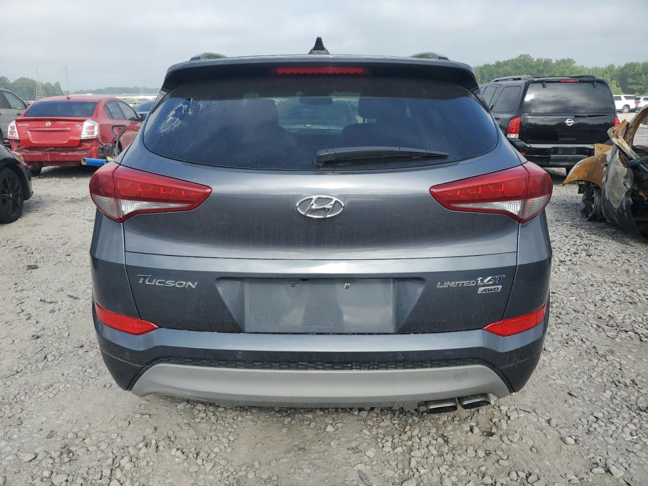 KM8J3CA28JU676408 2018 Hyundai Tucson Value