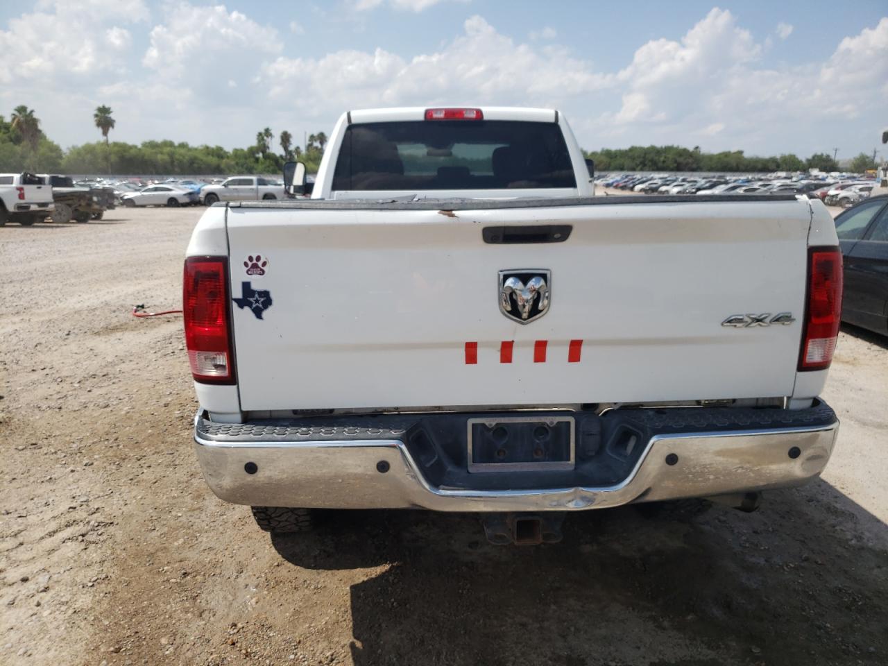 2017 Ram 2500 St vin: 3C6UR5HJ4HG749044