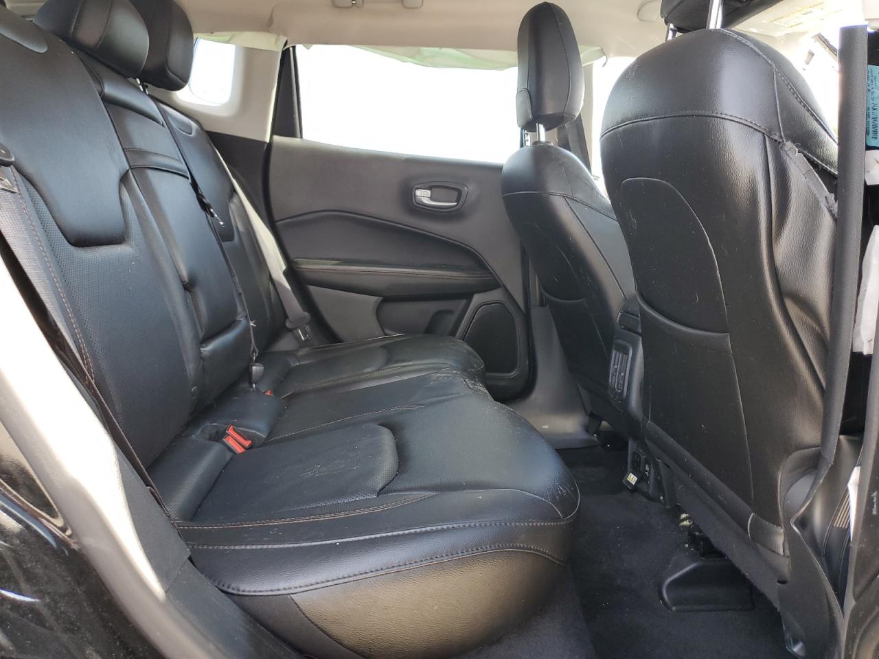 3C4NJCCB4JT145077 2018 Jeep Compass Limited