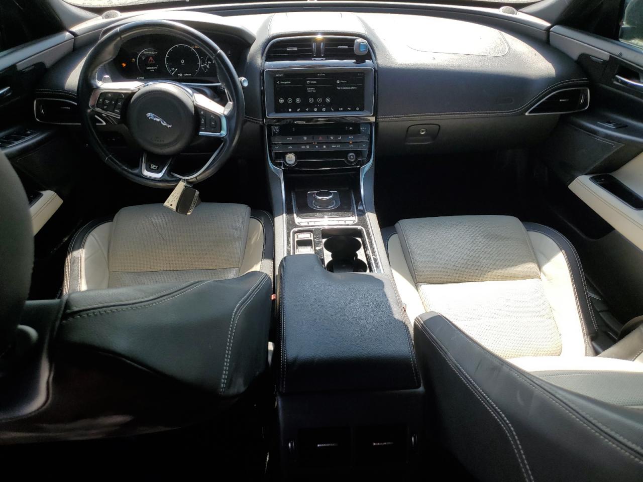 SAJAF4FX4JCP37508 2018 Jaguar Xe R - Sport