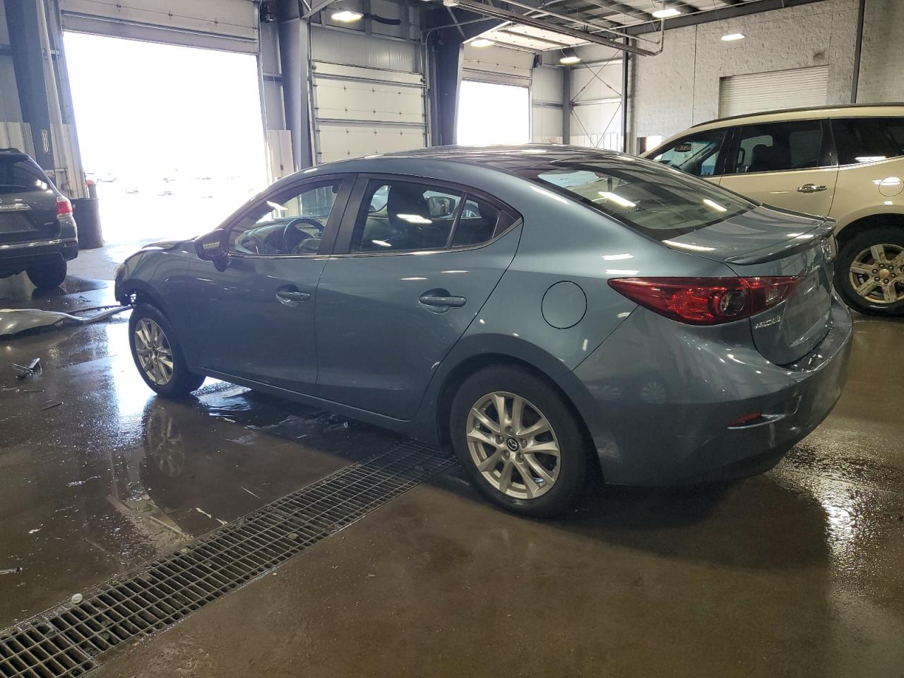 2014 Mazda 3 Touring vin: JM1BM1V75E1149448