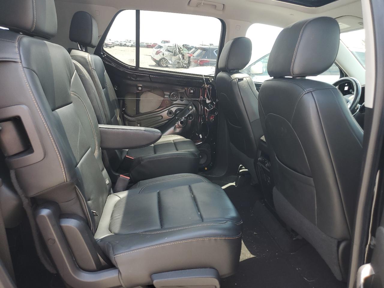 2019 Chevrolet Traverse High Country vin: 1GNEVJKW8KJ199639