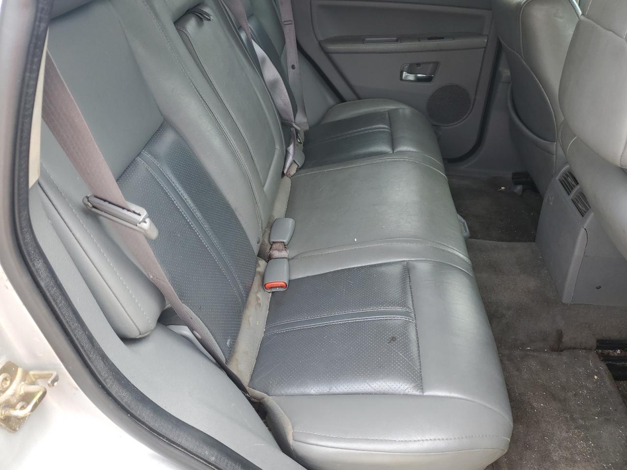 1J4HR58N35C703632 2005 Jeep Grand Cherokee Limited