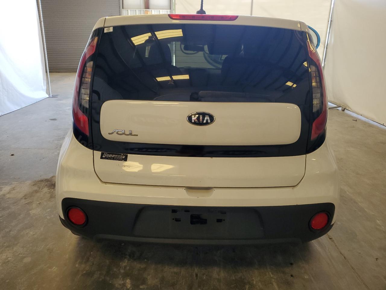 2018 Kia Soul vin: KNDJN2A20J7524078