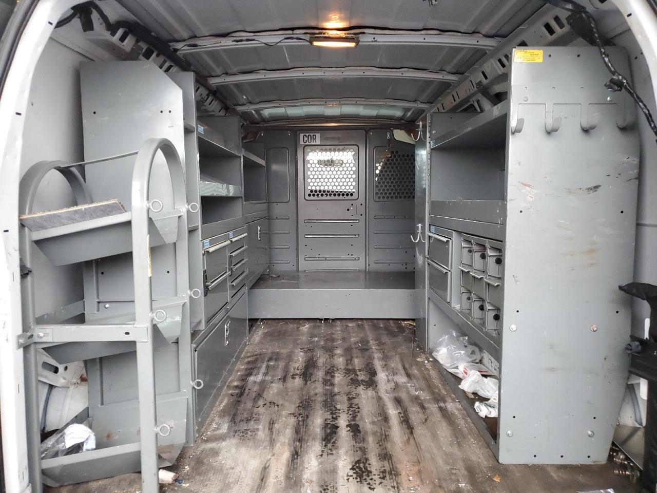 1GTW7FCA6B1130410 2011 GMC Savana G2500