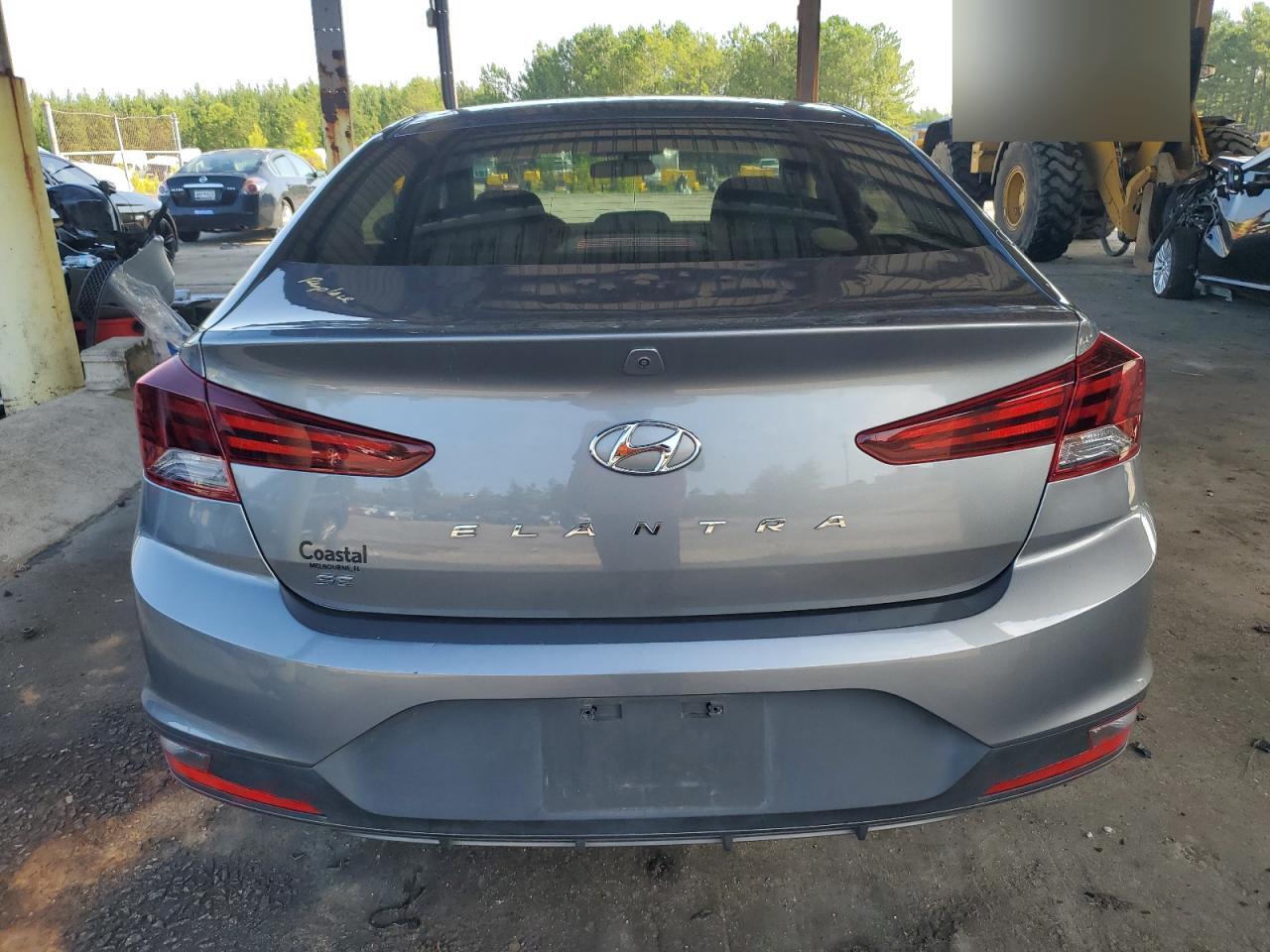 5NPD74LF0KH477490 2019 Hyundai Elantra Se