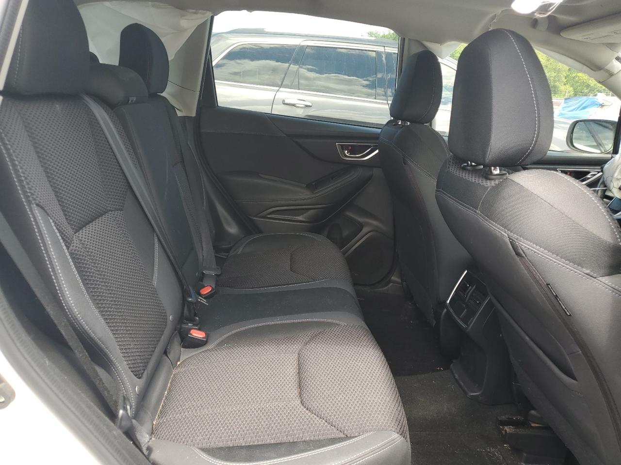 JF2SKADC1NH425475 2022 Subaru Forester Premium