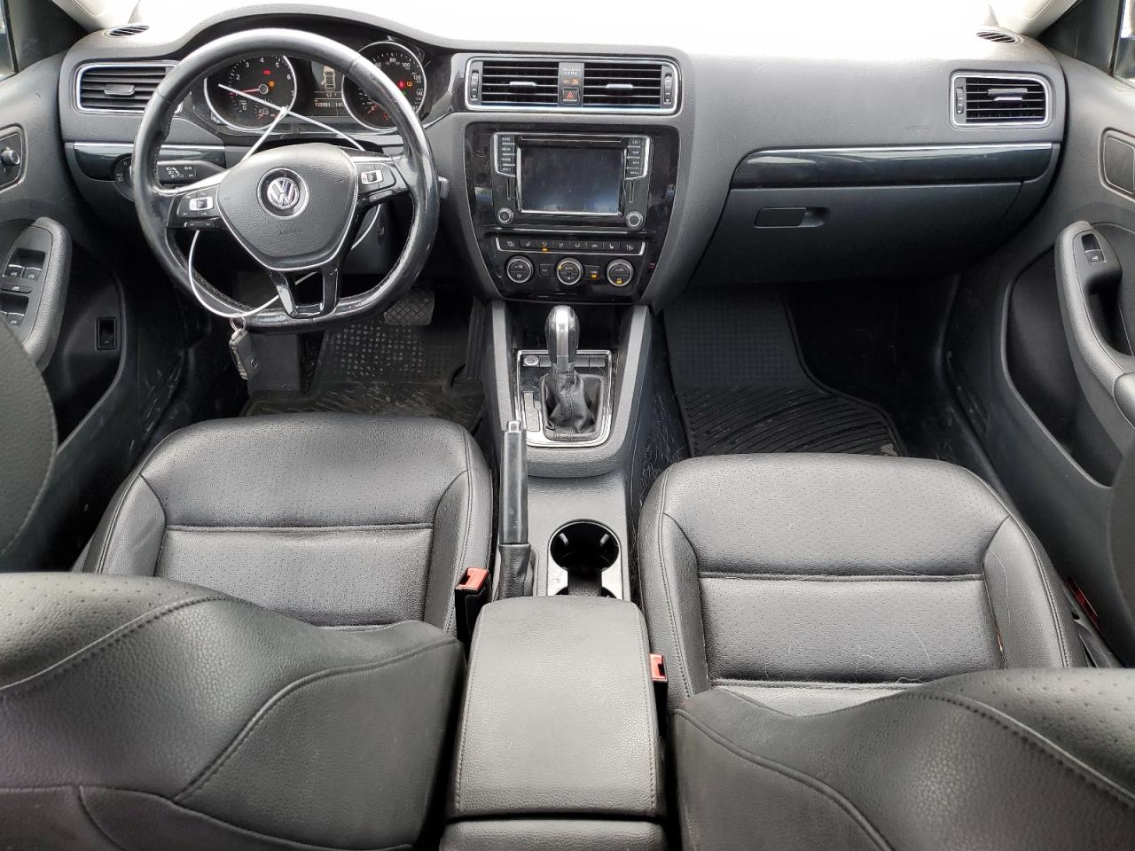 3VWL17AJXHM371733 2017 Volkswagen Jetta Sel