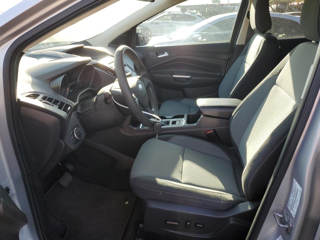 2018 Ford Escape Se vin: 1FMCU9GD1JUD58177