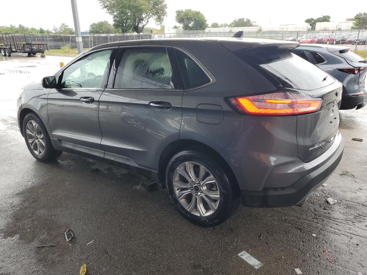 2024 Ford Edge Titanium vin: 2FMPK4K94RBA90675