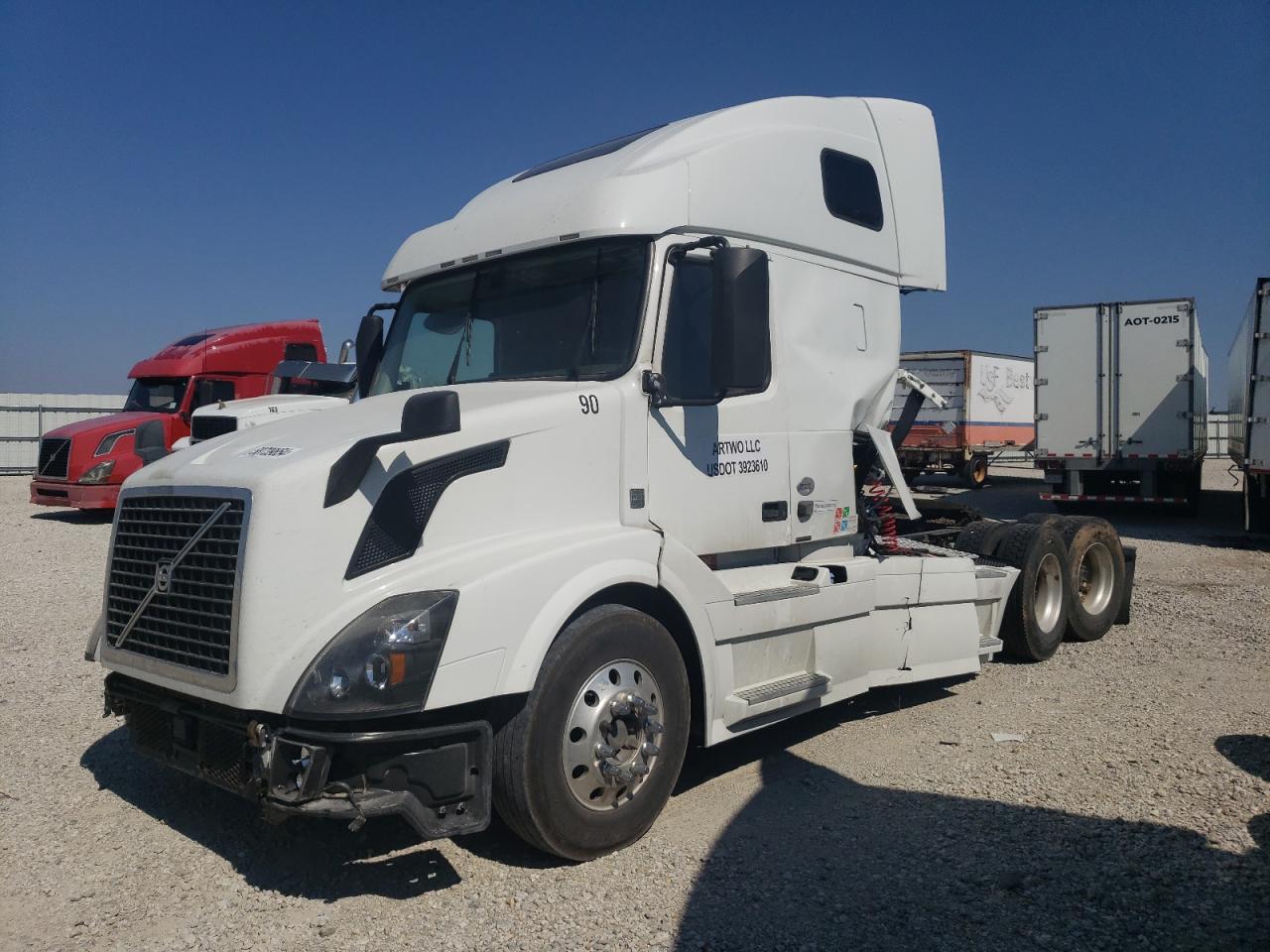 Lot #2684456598 2018 VOLVO VN VNL