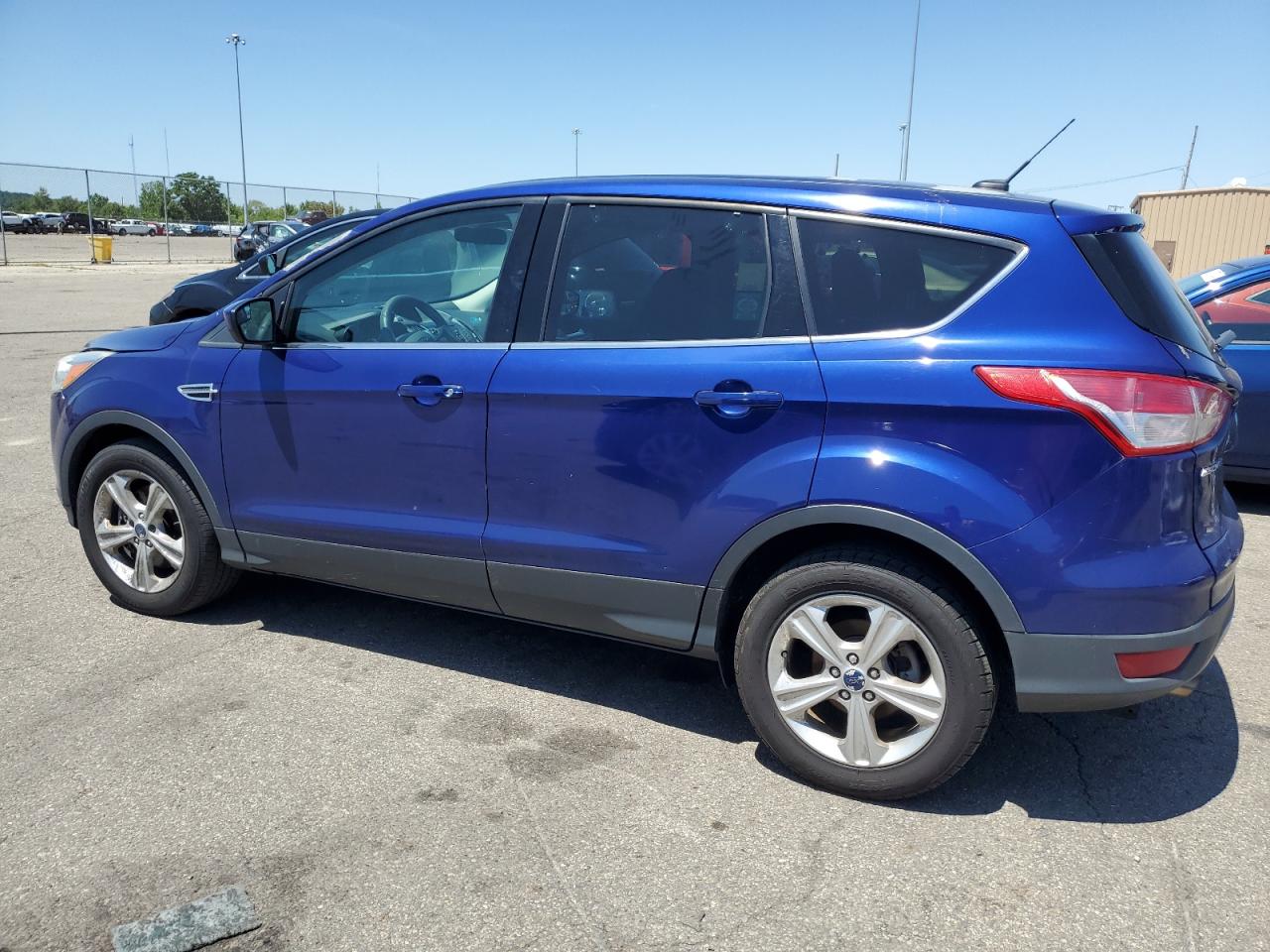 1FMCU9GX0GUB18637 2016 Ford Escape Se