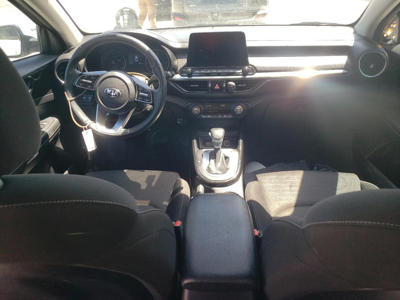 3KPF34AD7KE069529 2019 Kia Forte Gt Line