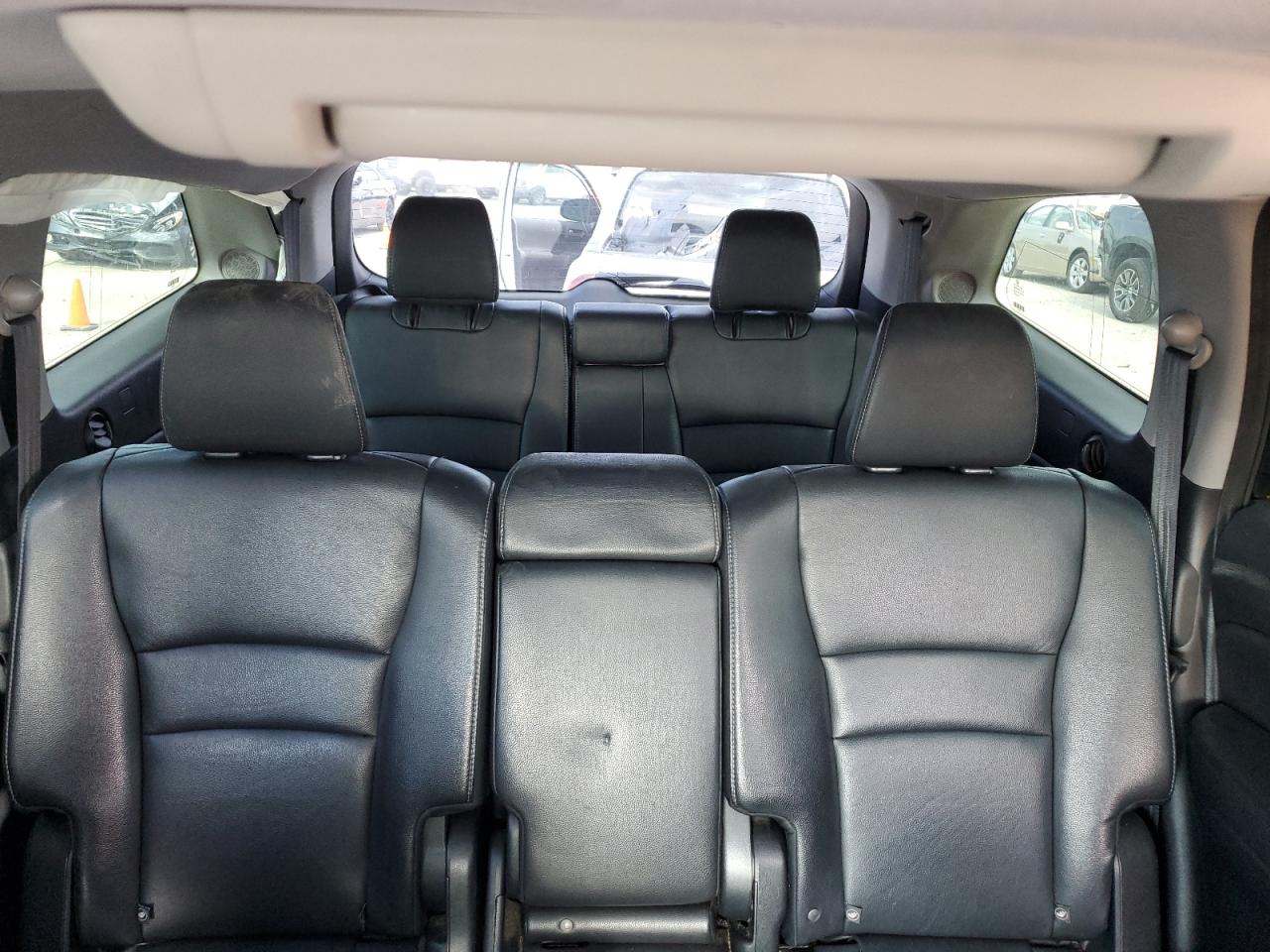 5FNYF6H99GB097153 2016 Honda Pilot Touring