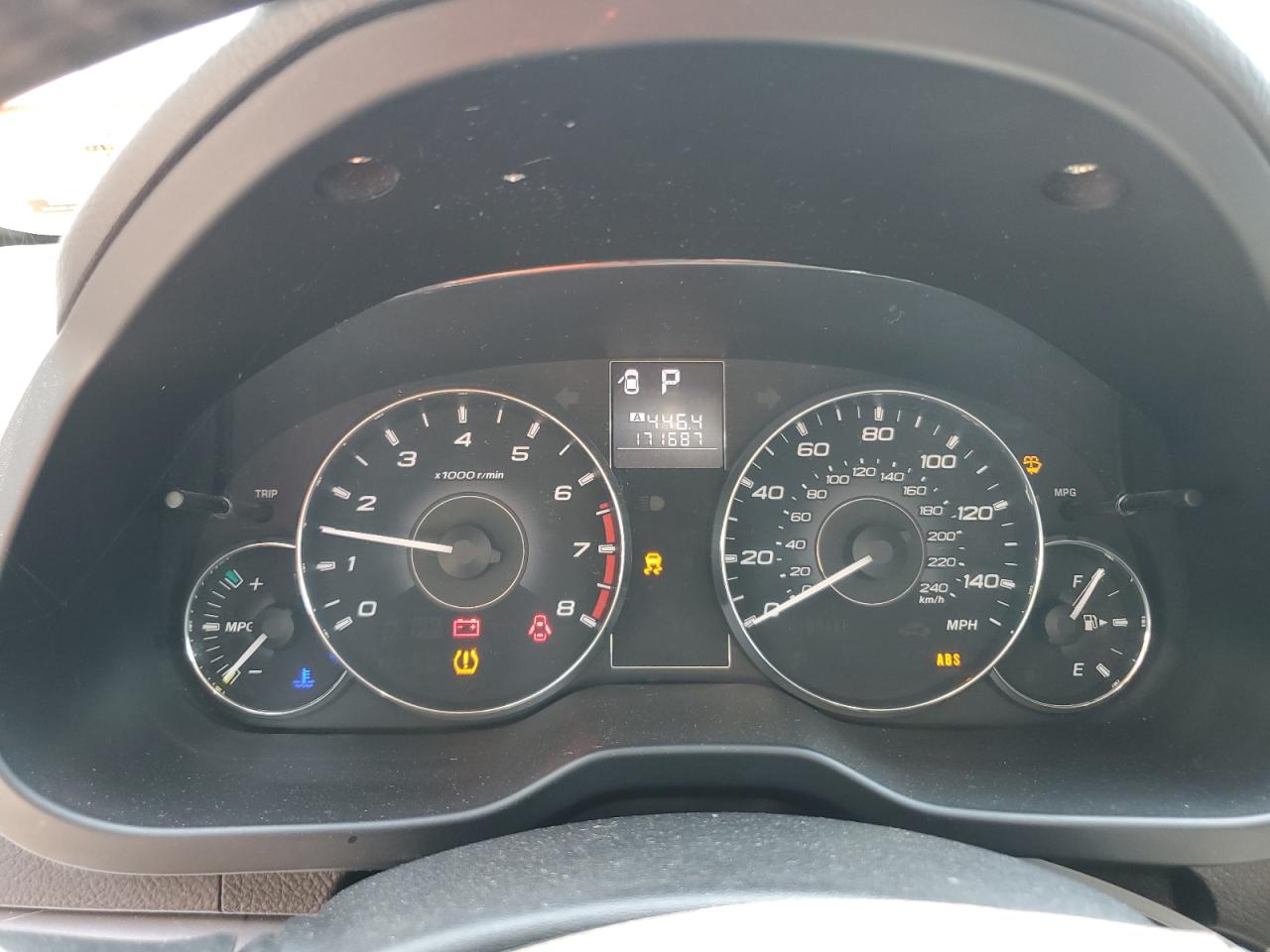 4S4BRCCC5B3336438 2011 Subaru Outback 2.5I Premium