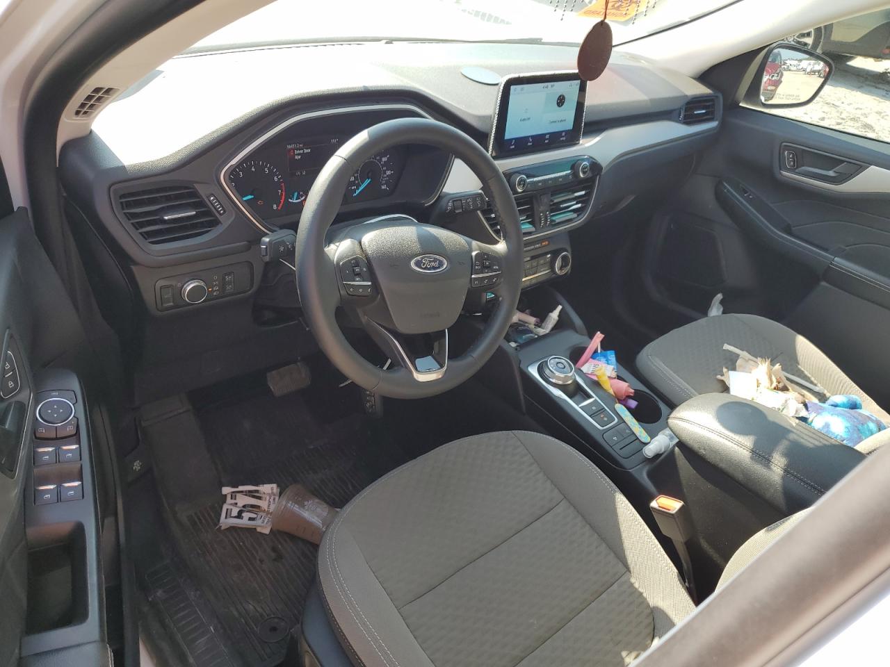 1FMCU0G64NUB21654 2022 Ford Escape Se