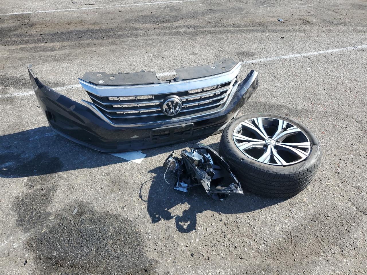 1VWSA7A38MC008923 2021 Volkswagen Passat Se