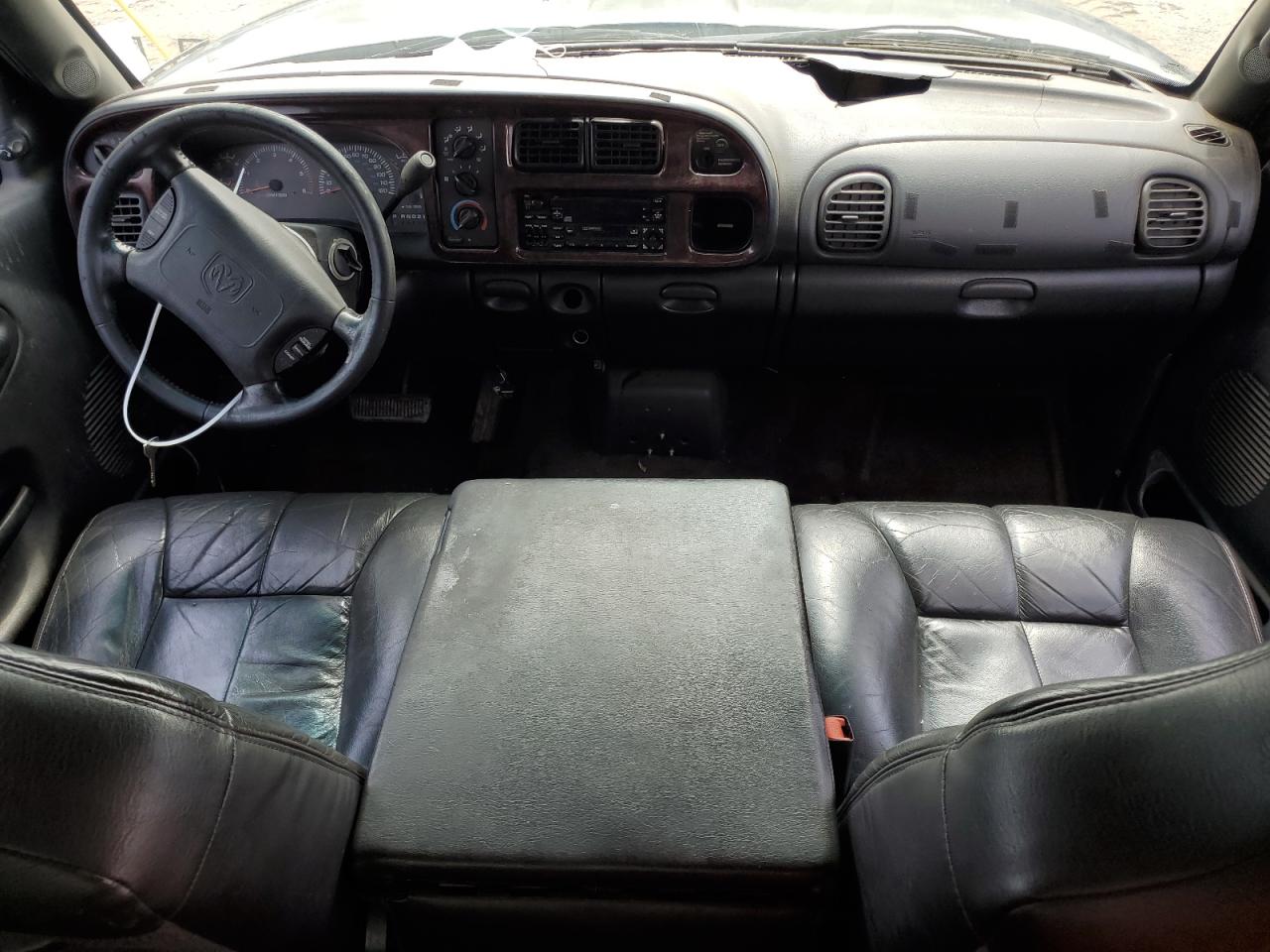 1B7HC13Z1YJ170738 2000 Dodge Ram 1500