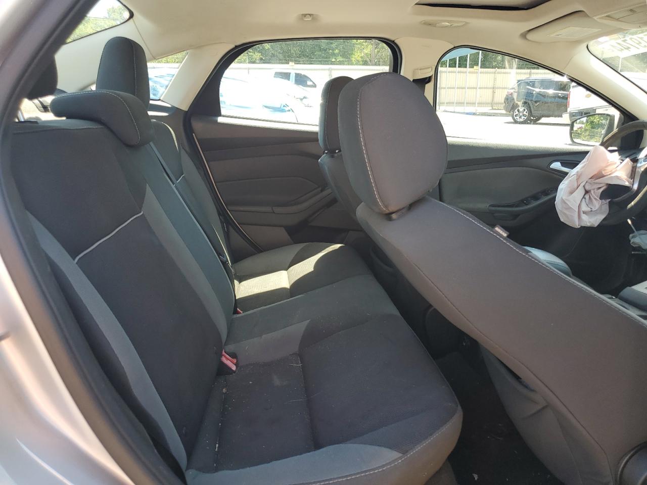 1FADP3F27EL367089 2014 Ford Focus Se