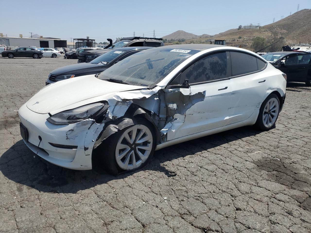 2022 Tesla Model 3 vin: 5YJ3E1EA7NF242556