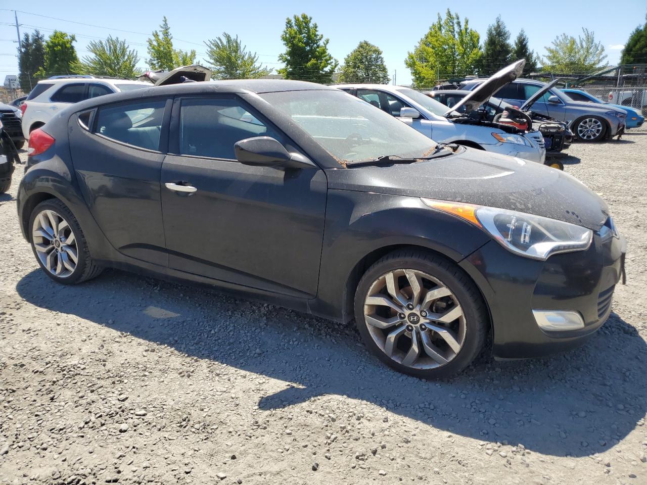 2015 Hyundai Veloster vin: KMHTC6AD7FU218670