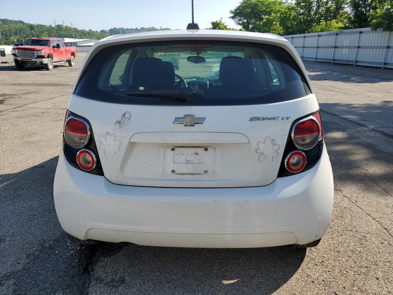 1G1JC6SGXF4133917 2015 Chevrolet Sonic Lt