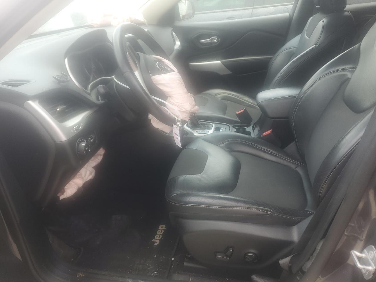 1C4PJLLB1JD504013 2018 Jeep Cherokee Latitude Plus