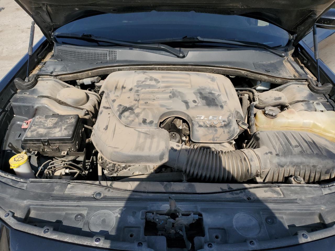 2C3CCABG4JH214527 2018 Chrysler 300 S